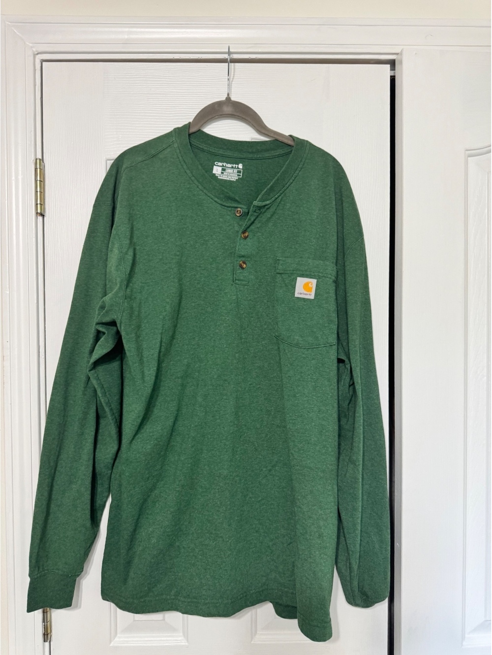 Carhartt Men’s Large Green Loose Fit Henley Long Sleeve Pocket Workwear Shirt